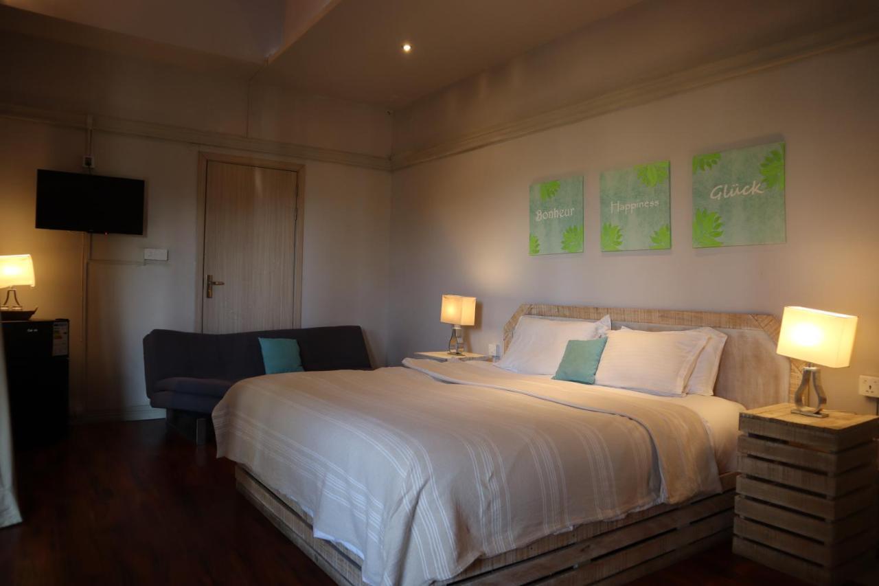 Le Gite Du Bonheur Guest House & Car Rental Tamarin Exterior foto