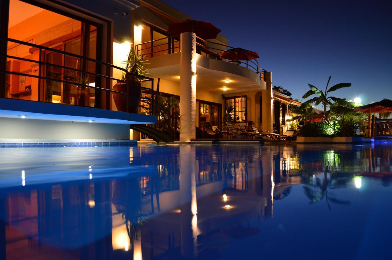 Le Gite Du Bonheur Guest House & Car Rental Tamarin Exterior foto