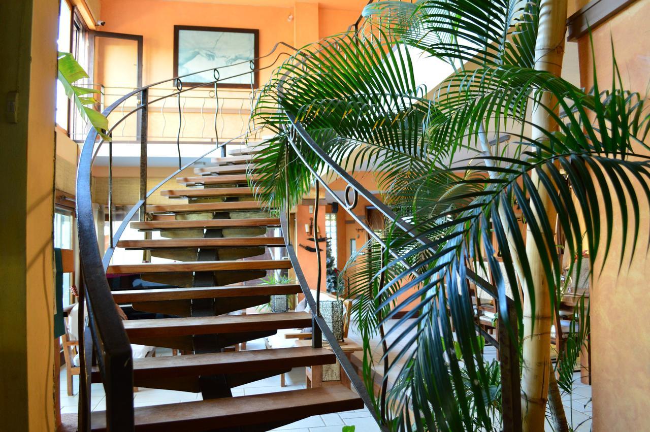 Le Gite Du Bonheur Guest House & Car Rental Tamarin Exterior foto