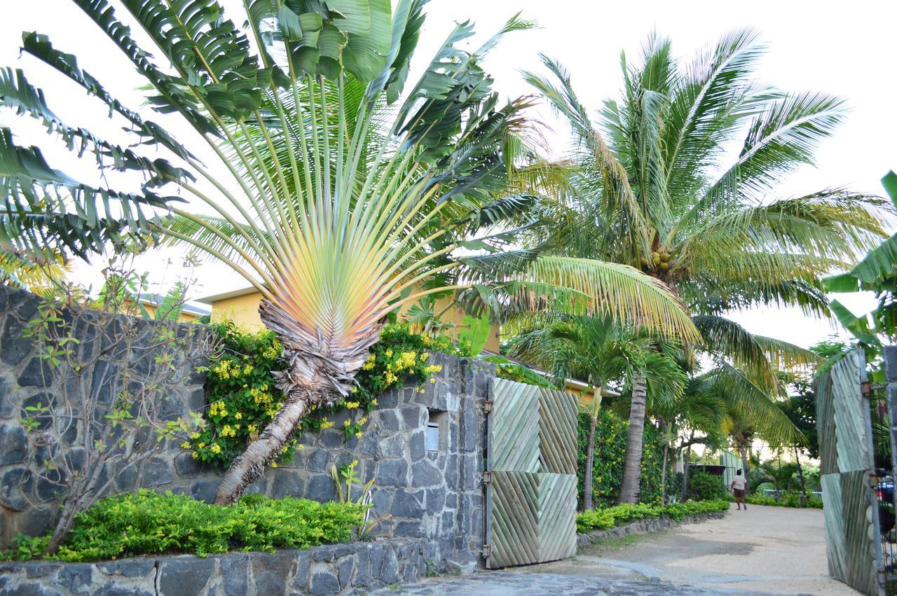 Le Gite Du Bonheur Guest House & Car Rental Tamarin Exterior foto